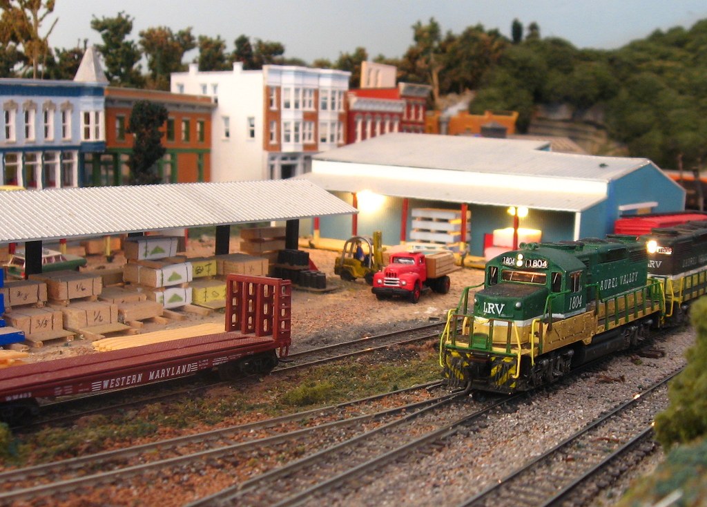  - Model Railroading, Model Trains, Reviews, Track Plans, and Forums